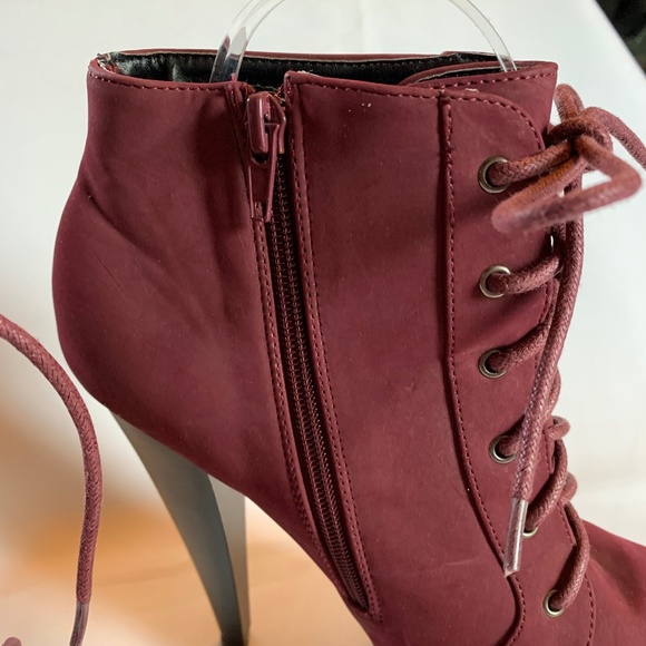 Charlotte Russe Burgundy Lace Up Zippered Heels! - Picture 4 of 9